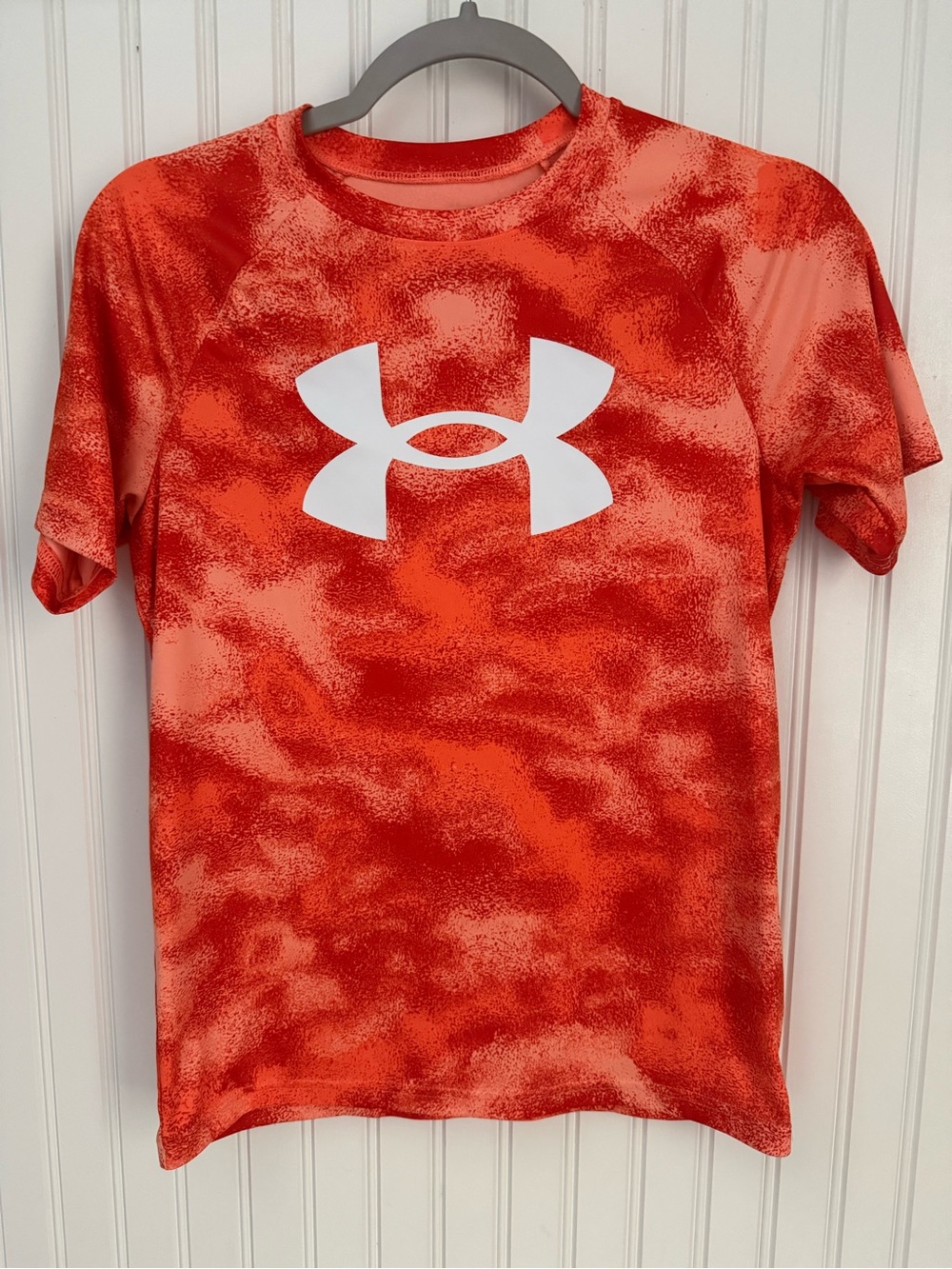 Under Armour Boys' Red-Orange Graphic Tech Tee with White Logo